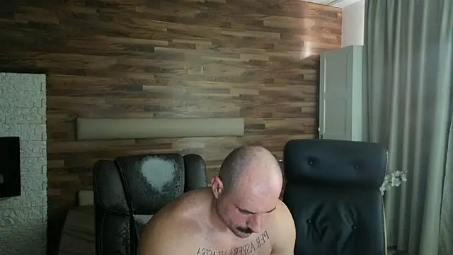 IvanHydee's Live XXX Chat