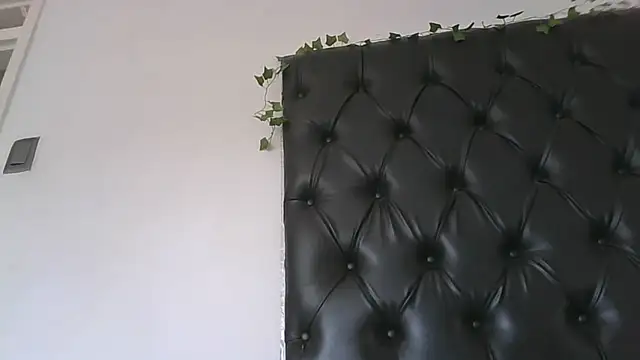 indianaphrodite1's Live XXX Chat