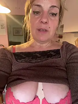 ElySun_ Chat XXX in diretta