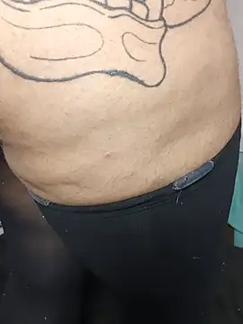 Kuutar Show in webcam