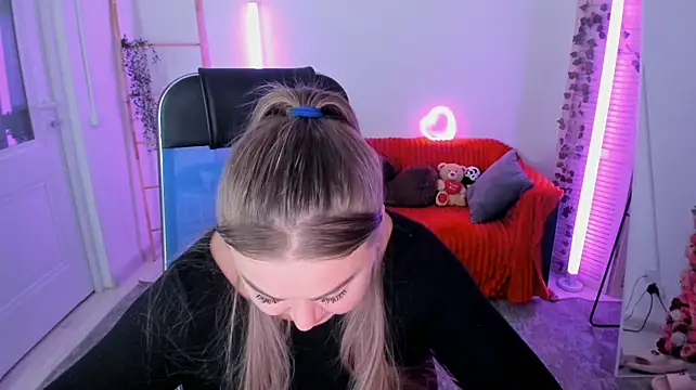 StaryWhisper's Live XXX Chat
