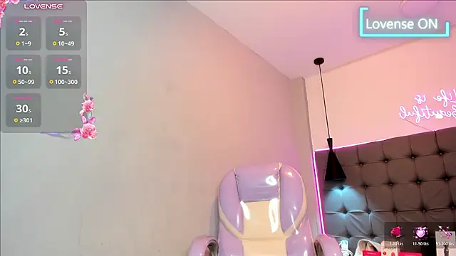 Chat XXX en directo de scarletcherry18