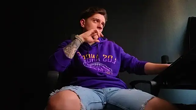 FelixStarkk Live XXX Chat