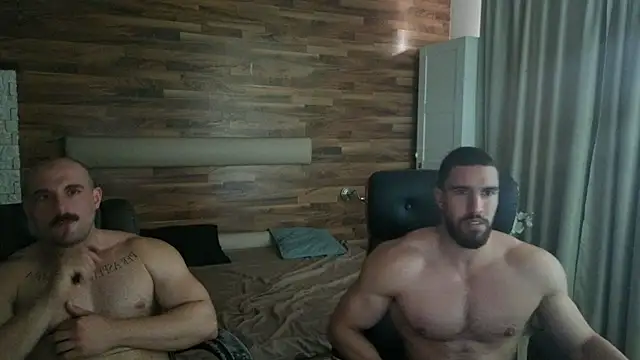IvanHydee's Live XXX Chat