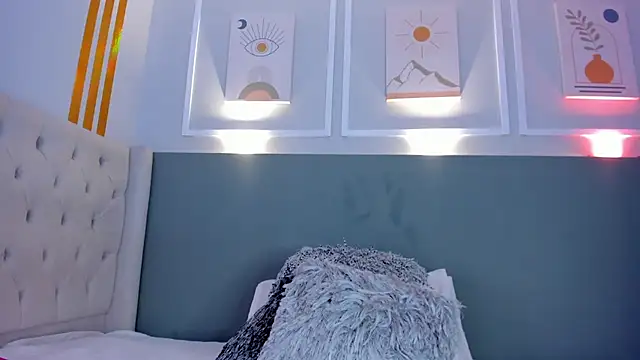 LilithAllenn's Live XXX Chat