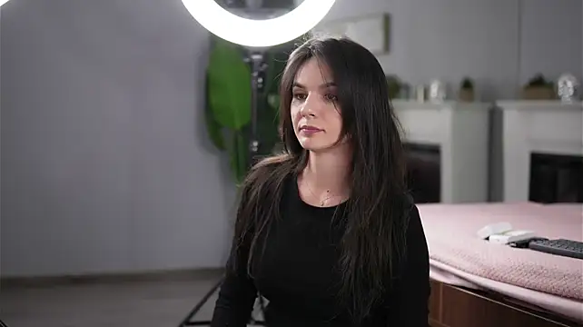 MissClaraJewel's Live XXX Chat