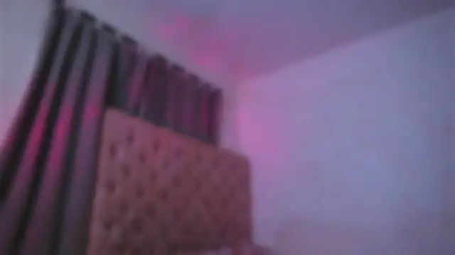 Chatroom XXX en direct de KatalinaMillan