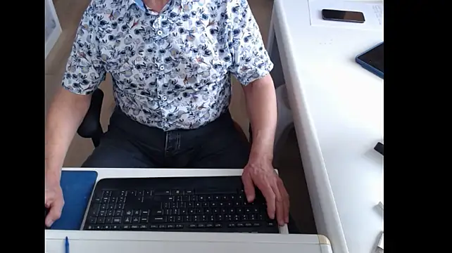dutchpornking's Live XXX Chat