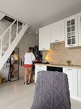 Chat +18 de YoursLovelyy ao vivo