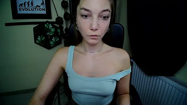 EmillyPlay 라이브 XXX 채팅