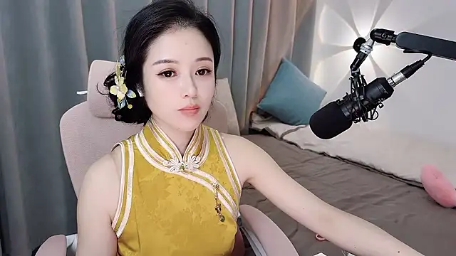 Momo-Wow's Live XXX Chat