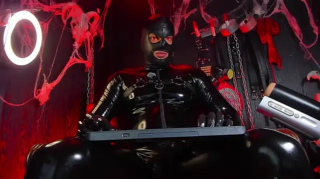 Czat XXX na żywo – Master_Connor_BDSM