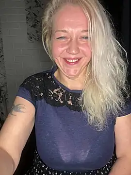 Chatroom XXX en direct de JenniferCarmen