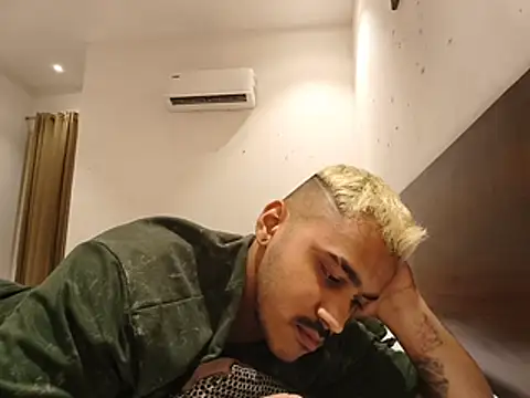 Chat XXX ao vivo de Mrgill09