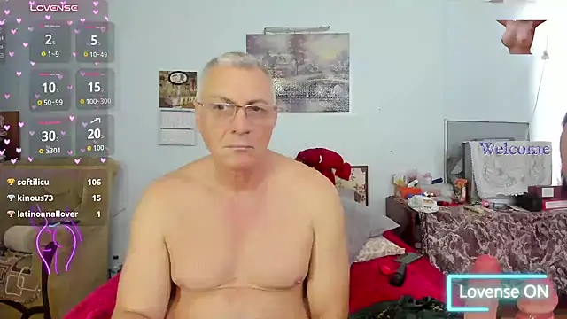 צ'אט XXX בשידור חי של _lady_red_