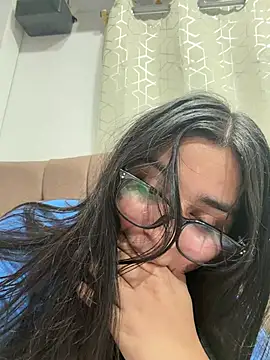 แชท XXX สดของ virginbrunette99