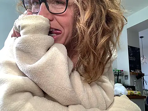 gingergymbunny Chat XXX live
