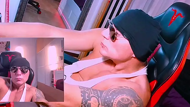MattSteelX Chat XXX live