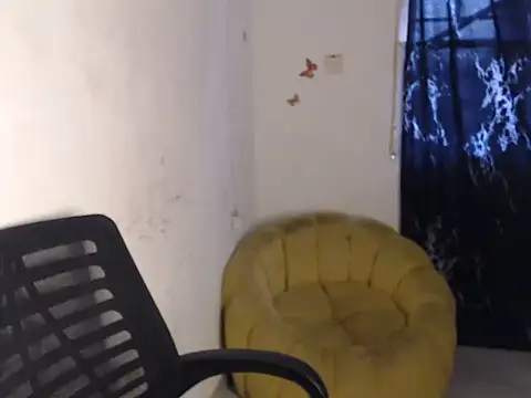 Eboni_hotboobs_ live XXX chat