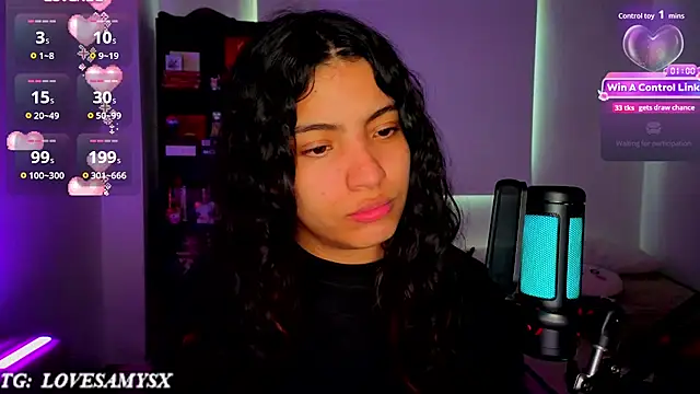 Lovelyamyy's Live XXX Chat