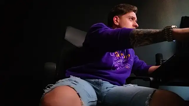FelixStarkk 现场XXX聊天