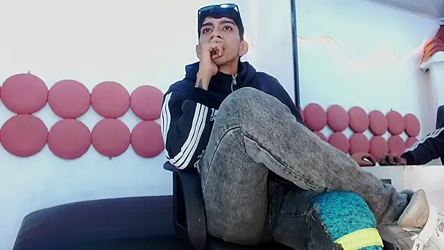 Czat XXX na żywo – Drake_Jack
