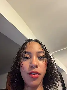 Chat XXX en directo de LizStorm_
