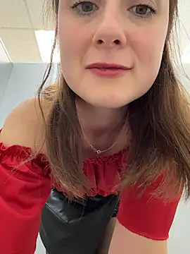 Chatroom XXX en direct de Dina_Tease