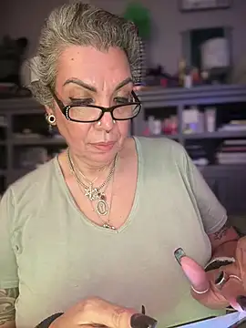 dieseldame1313 Live XXX-Chat