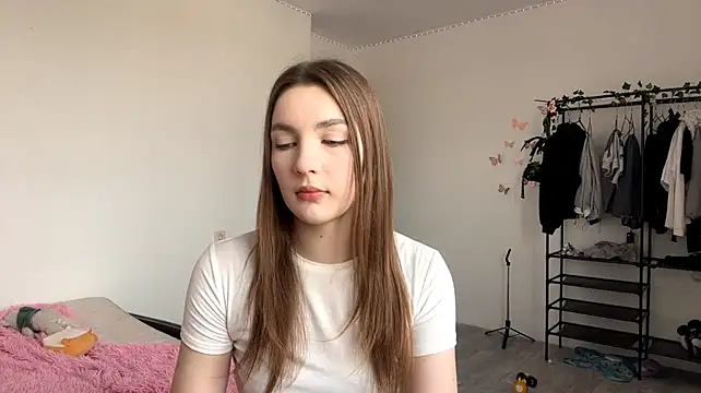 JuleCawood Adlı Modelin Canlı XXX Sohbeti