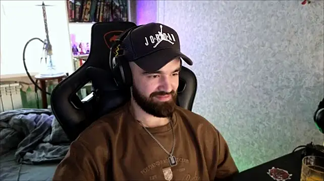 Živý XXX chat _Serious_Man