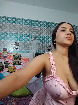 pleasure_and_fantasy Adlı Modelin Canlı XXX Sohbeti