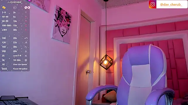 cherub_ Adlı Modelin Canlı XXX Sohbeti