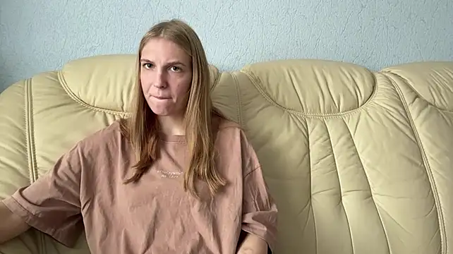 CriseldaStarns' Live XXX Chat
