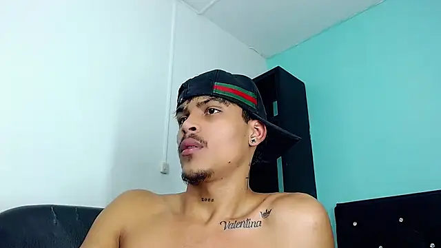 Angel_foxc13 现场XXX聊天