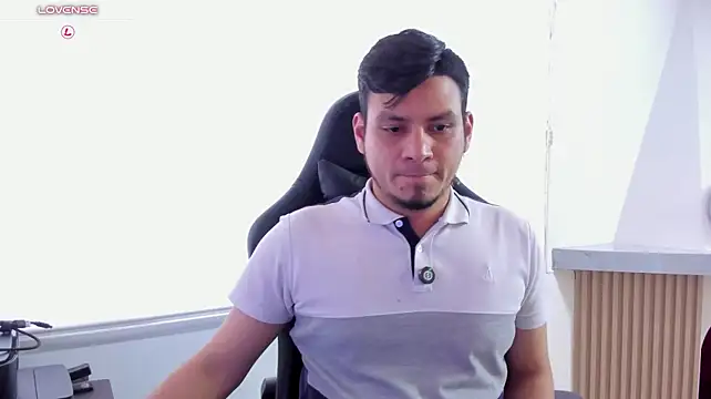 Rick_Adams' Live XXX Chat