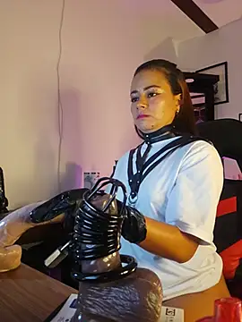 Sembang XXX Secara Langsung MistressSlut1