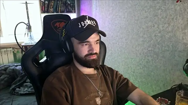 _Serious_Man Live XXX Chat