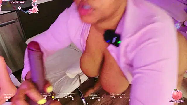 CarmenCash__ 라이브 XXX 채팅