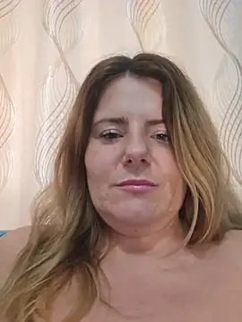 KarlyGray10's Live XXX Chat