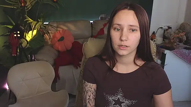 HotCaramellsTV's Live XXX Chat