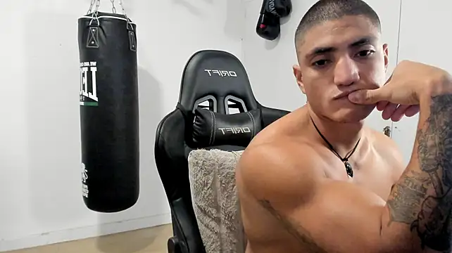 dan01_ Live XXX Chat