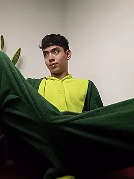 Lion_Boy18   – Naživo XXX chat