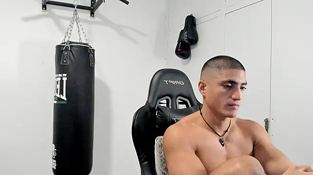 XXX chat uživo modela dan01_