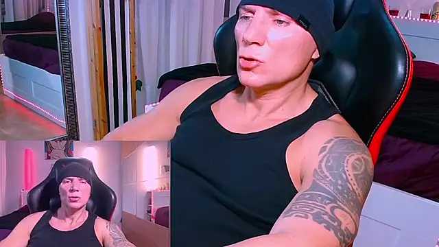 Chatroom XXX en direct de MattSteelX