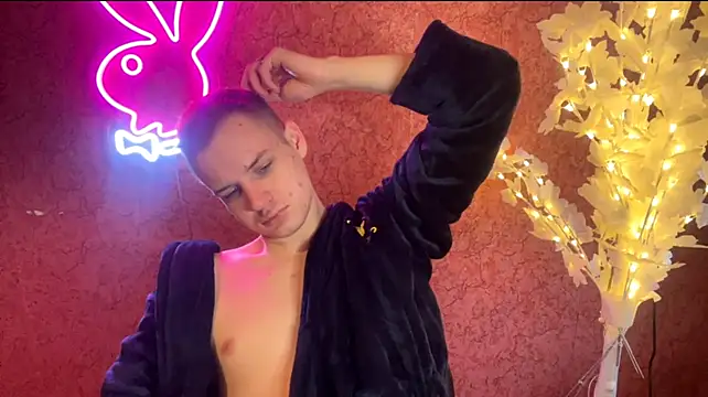 XXX chat uživo modela BigBabyMax