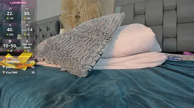heidi_aldridge live XXX chat