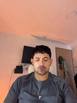 XXX chat uživo modela TroyeKnight