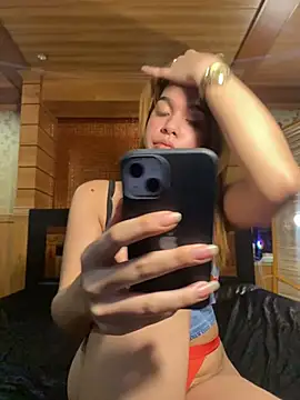 sluttycummer_juliana's Live XXX Chat