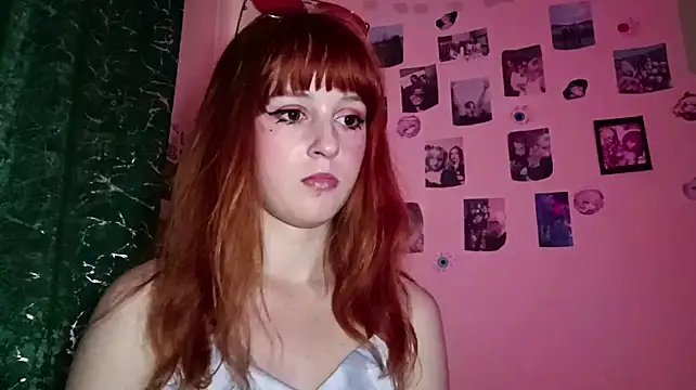 CristinPiccirillo Chat XXX in diretta